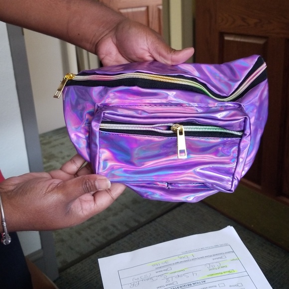 Fanny Packs - Picture 3 of 3